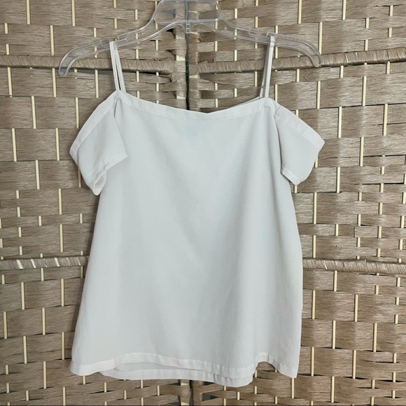 Dynamite off-shoulder top in heather white (Size S) - Picture 2 of 3
